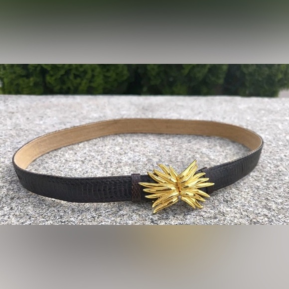 Vintage Women’s Gold Tone Leaves Buckle with Genuine Dark Brown Snake Skin Belt - Picture 6 of 16